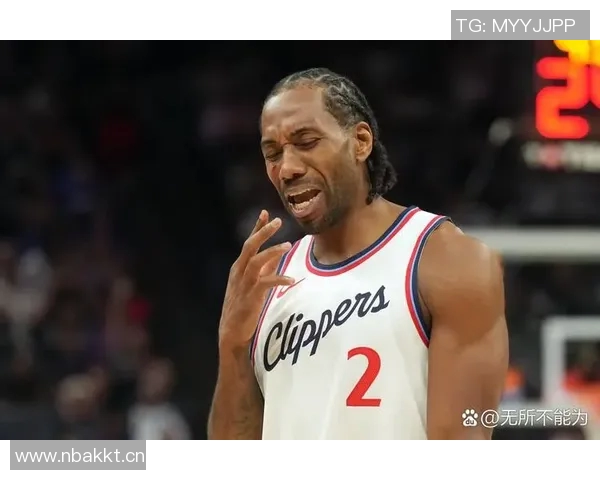 小卡上半场表现抢眼两分全中三分稍显失准罚球稳健贡献17分 小卡上半场表现抢眼两分全中三分稍显失准罚球稳健贡献17分