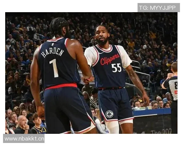 马刺新星哈珀表现亮眼8中4三分1中1助攻8次助球队未来可期 马刺新星哈珀表现亮眼8中4三分1中1助攻8次助球队未来可期