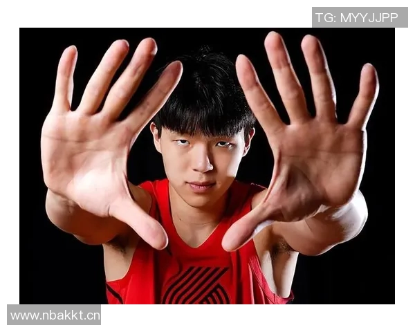 杨瀚森逐渐适应高强度比赛展现出色表现赢得球迷赞誉 杨瀚森逐渐适应高强度比赛展现出色表现赢得球迷赞誉