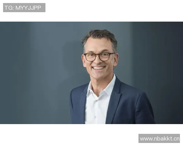 尤文图斯高层动荡主席费雷罗辞职CEO斯卡纳维诺也将离开 尤文图斯高层动荡主席费雷罗辞职CEO斯卡纳维诺也将离开