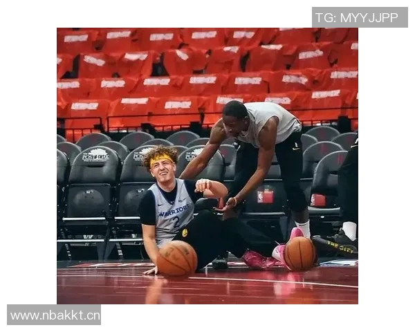 波杰姆斯基期待库里与追梦退役后传承勇士精神与荣耀 波杰姆斯基期待库里与追梦退役后传承勇士精神与荣耀