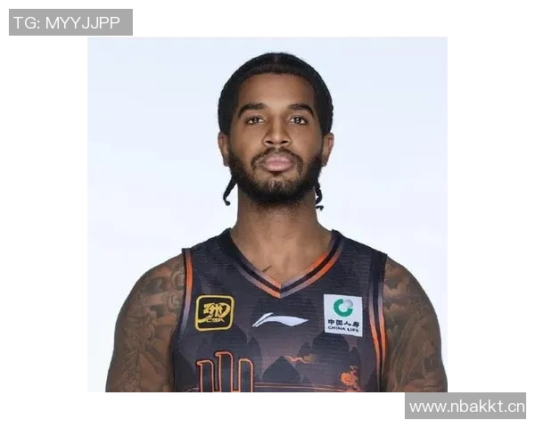 媒体人曝鲍威尔与克里斯关系密切克里斯预计十天后抵达济南 媒体人曝鲍威尔与克里斯关系密切克里斯预计十天后抵达济南