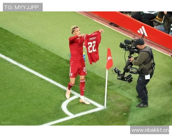 埃基蒂克在巴黎首次感受失败期待与萨拉赫携手进球 埃基蒂克在巴黎首次感受失败期待与萨拉赫携手进球