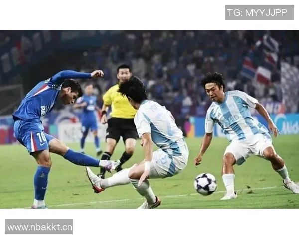 申花八次射门无果与蔚山战平阿苏埃错失单刀争议判罚引热议 申花八次射门无果与蔚山战平阿苏埃错失单刀争议判罚引热议