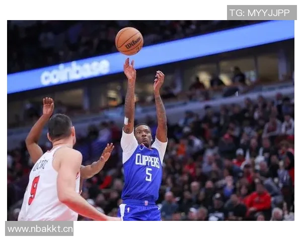 海兰德五投全失得分为零但贡献六篮板七助攻一盖帽表现不俗 海兰德五投全失得分为零但贡献六篮板七助攻一盖帽表现不俗