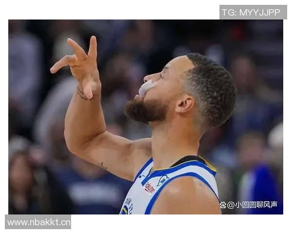 华子称赞麦丹持球决策进步期待里德展现更强能力 华子称赞麦丹持球决策进步期待里德展现更强能力