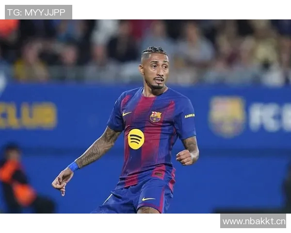 佩德里缺席巴萨训练霍安加西亚与拉菲尼亚积极参与合练 佩德里缺席巴萨训练霍安加西亚与拉菲尼亚积极参与合练