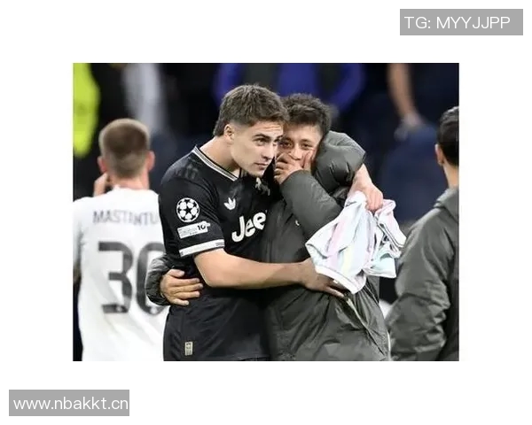 皇马正式宣布亚历克斯莱恩加盟球队引发球迷热议 皇马正式宣布亚历克斯莱恩加盟球队引发球迷热议