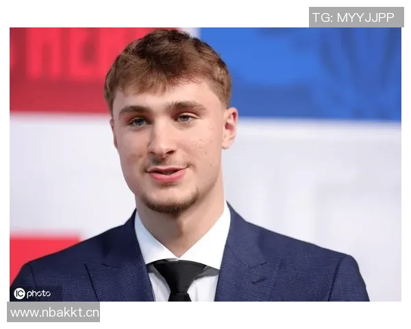 名嘴建议独行侠重建应围绕弗拉格展开其他球员交易需谨慎考虑