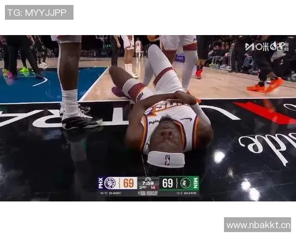 戈贝尔恶意肘击马威被判二级犯规直接驱逐出场引发热议