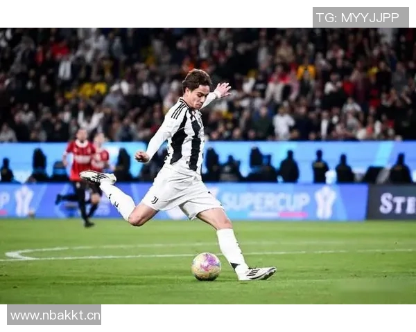 米体报道伊尔迪兹在尤文不可或缺但薪资最低蓝军枪手巴萨盯上他