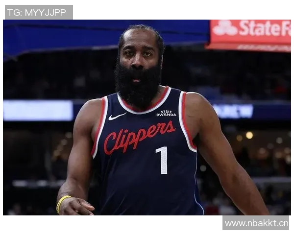 哈登36岁后再创佳绩单场得分突破55分跻身NBA历史第四人行列